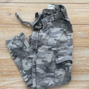 Abercrombie Kids Camouflage pants